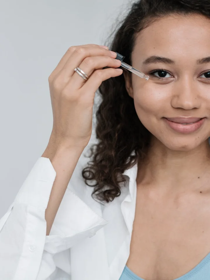 Retinol vs Retinaldehyde: Which Vitamin A Derivative is Right for Your Skin?