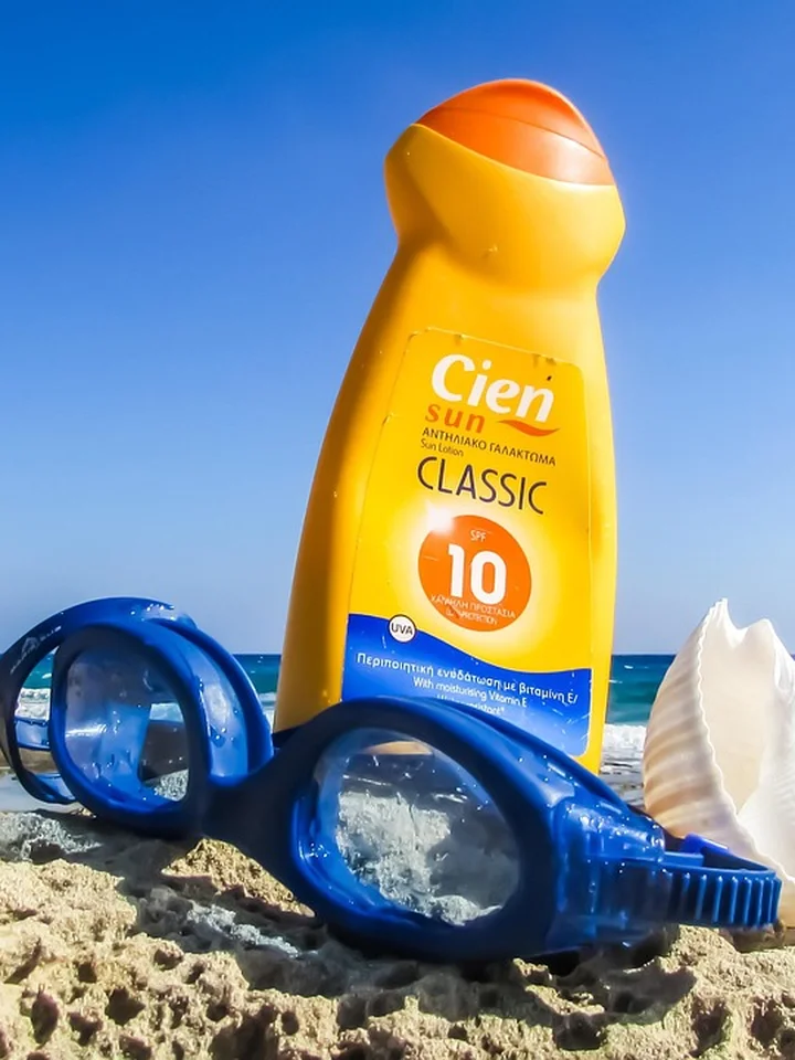Avobenzone in Sunscreen: Separating Safety Facts from Benzene Fears