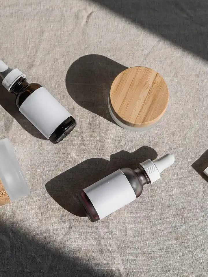 Can Cetaphil Clog Your Pores? A Clear Look at Their Ingredients