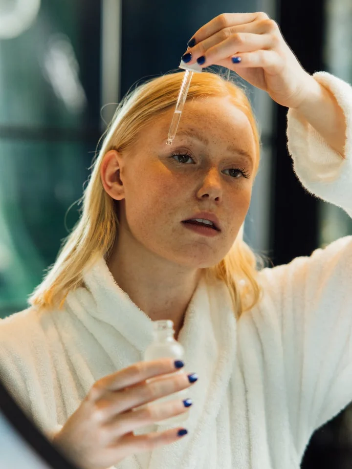 Retinyl Palmitate vs. Retinol: A Safe, Stable Choice for Your Skin?